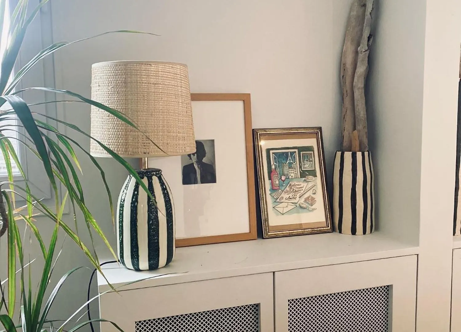 3 Pieces Lumineux Montmartre * باريس