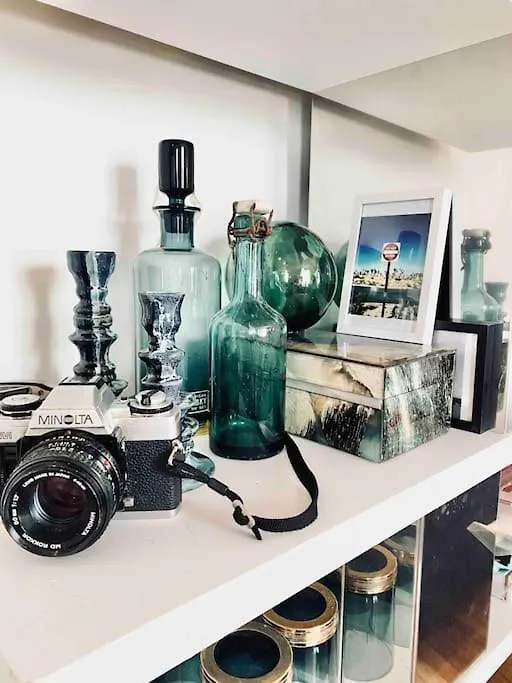 3 Pieces Lumineux Montmartre باريس