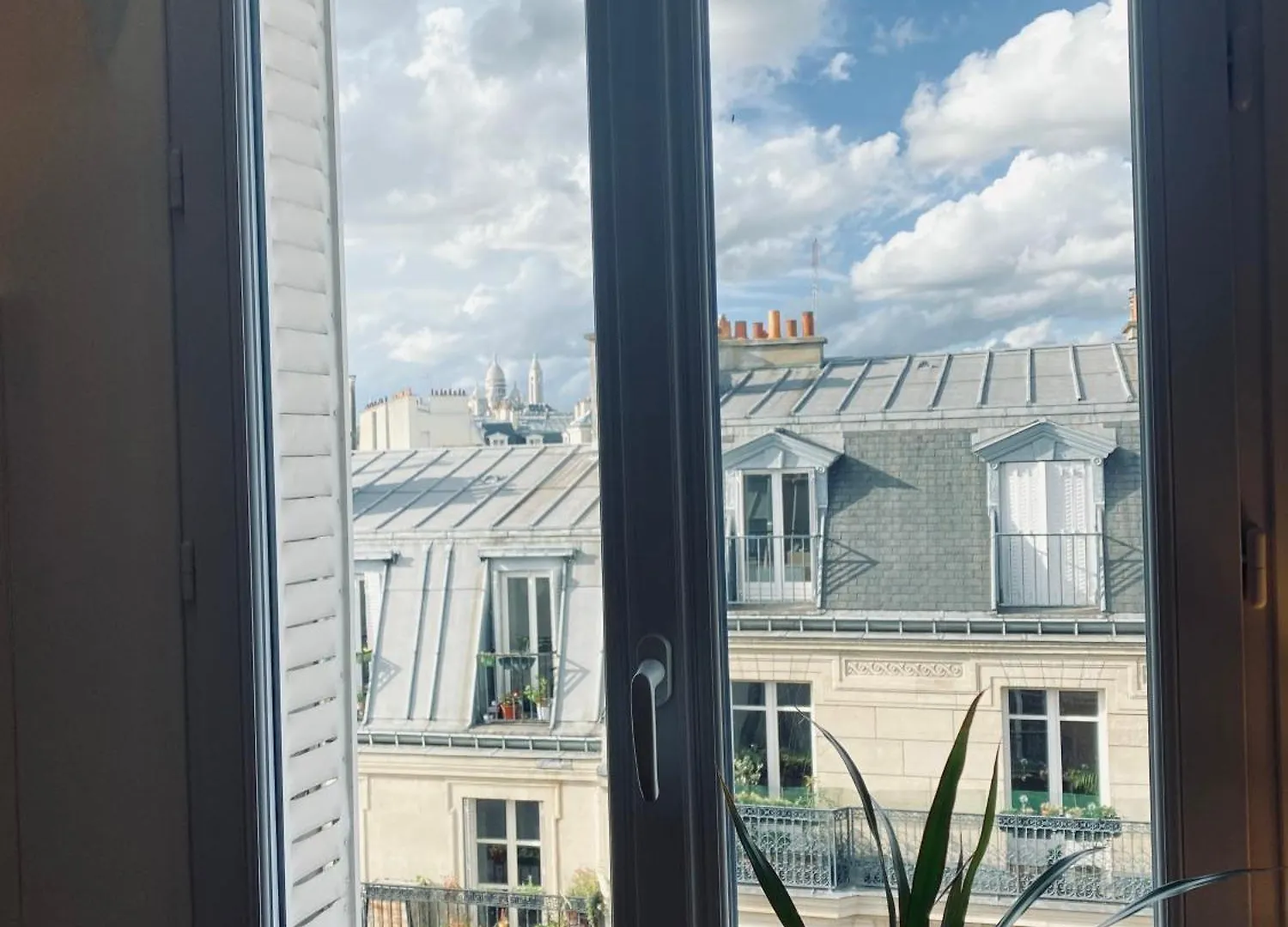 3 Pieces Lumineux Montmartre Paris